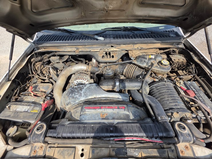 2005-ford-f550-image-37