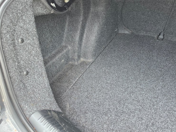 #25322-•-2017-volkswagen-jetta-passenger-car-image-60