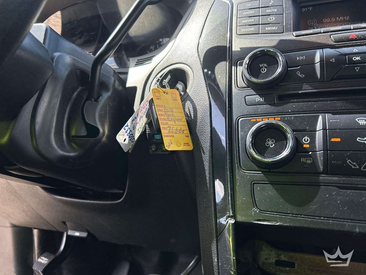 2018-ford-explorer-image-15