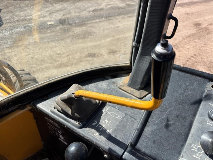 1988-deere-310c-image-37
