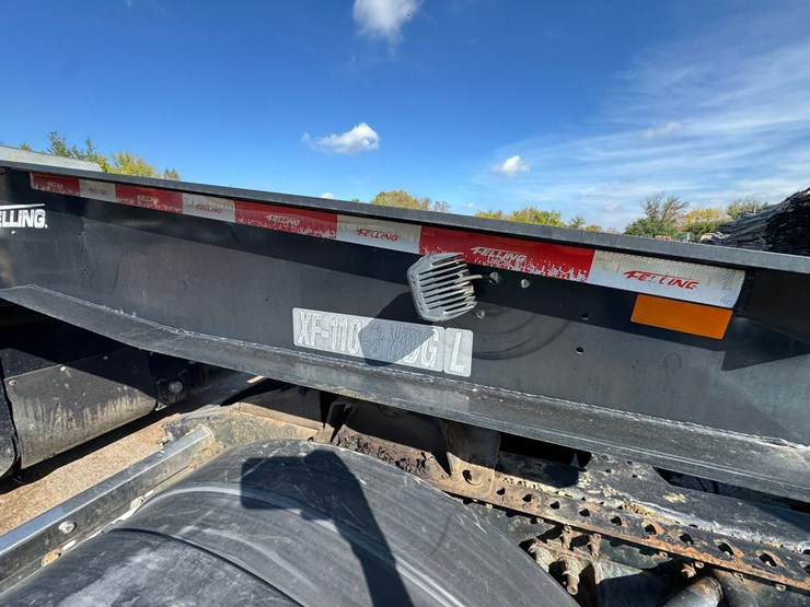 #1954-•-2016-felling-x-force-paver-special-lowboy-image-10