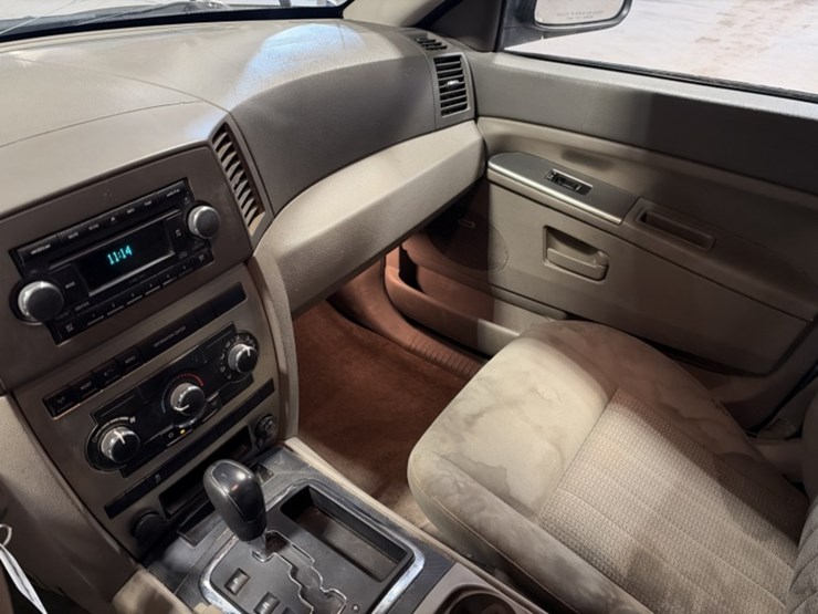 2007-jeep-grand-cherokee-laredo-image-20