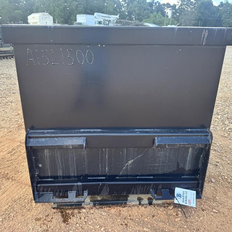 #8699 • Skid Steer Fix Trash Dumpster