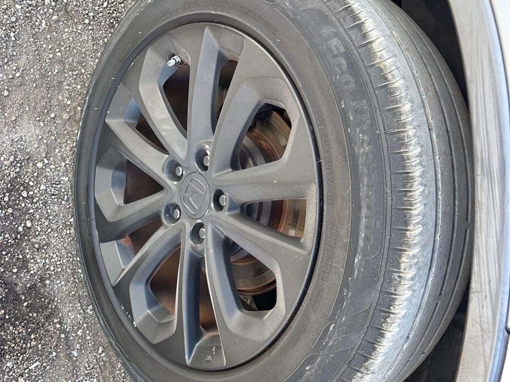 2011-honda-crv-image-24
