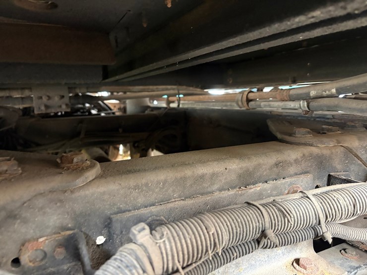 2009-caterpillar-c13-image-79