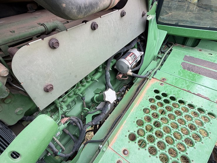2010-john-deere-4830-image-74
