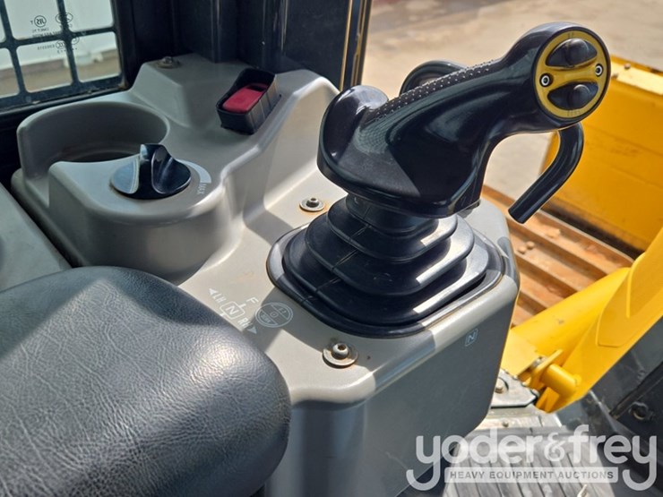 2024-komatsu-d71pxi-24-image-61