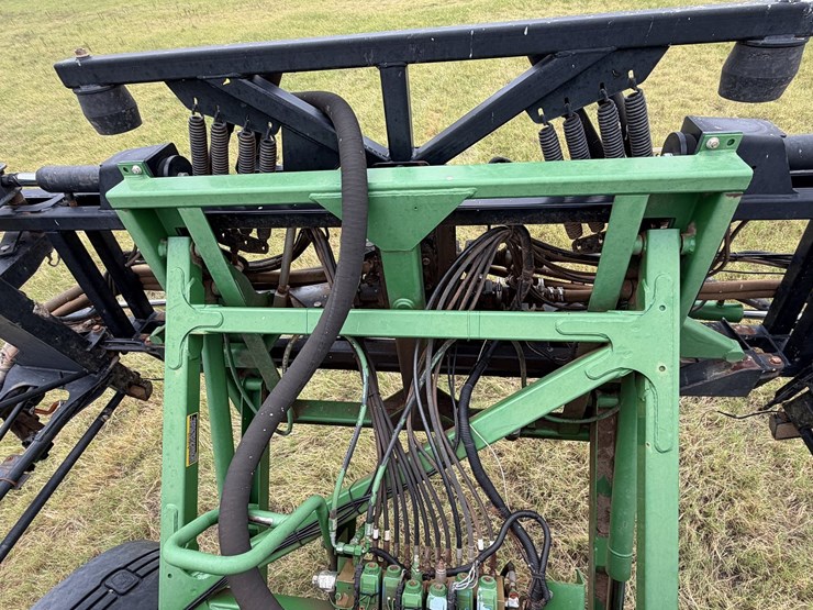 2010-john-deere-4830-image-48