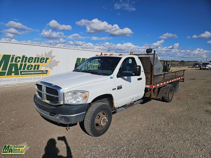 2007-dodge-ram-3500-image-1