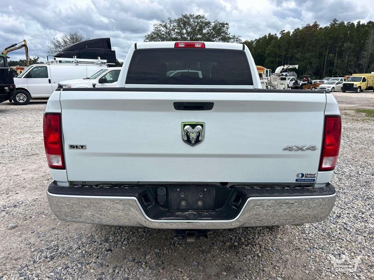 2022-dodge-1500-image-23