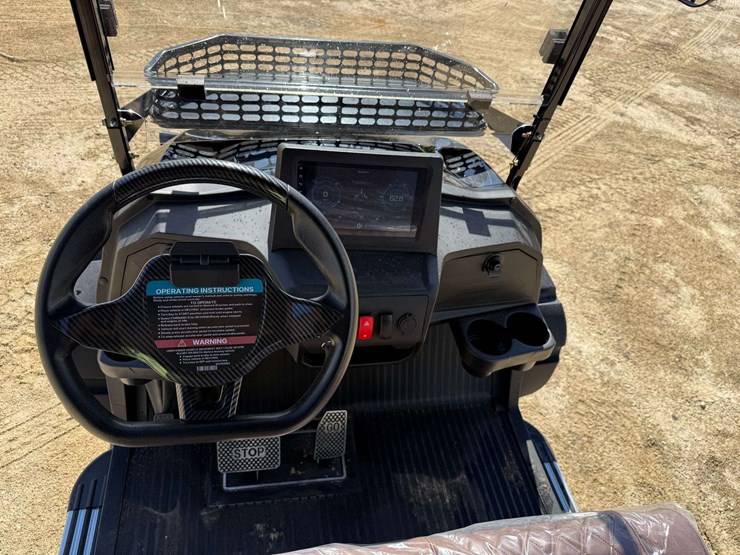 2025-sd-lanch-street-legal-6-seater-golf-cart-w/-on-board-charger-image-12