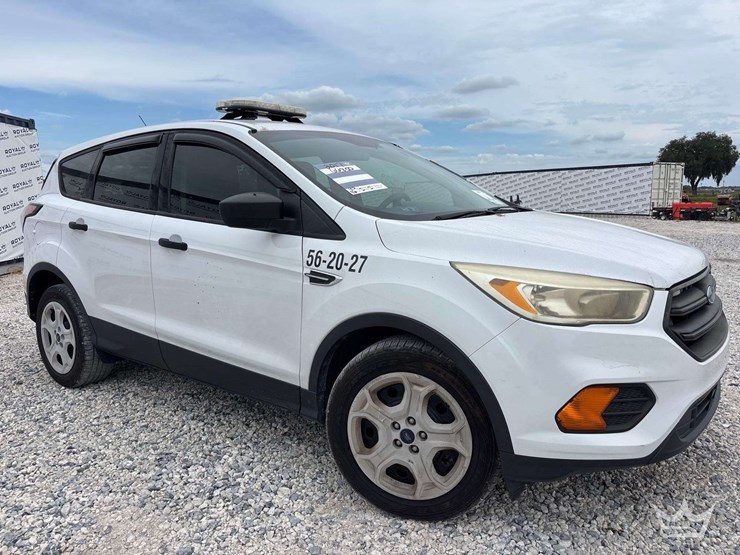 2017-ford-escape-image-2