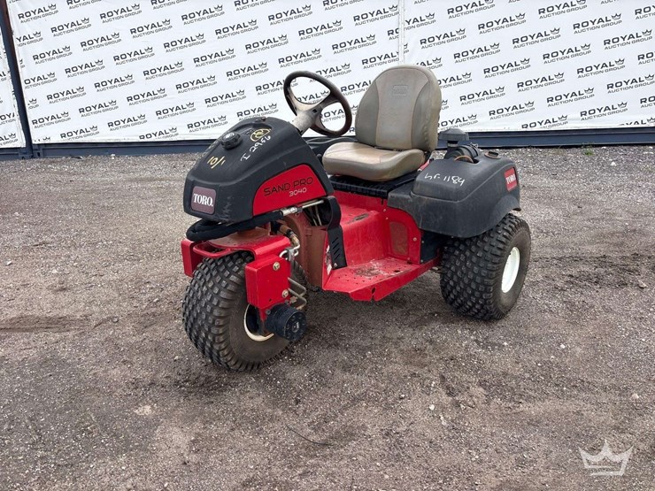 2021-toro-sand-pro-3040-bunker-rake-image-1