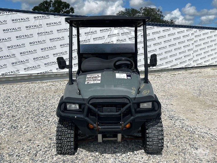2023-club-car-carryall-1500-4x4-diesel-utility-cart-image-19