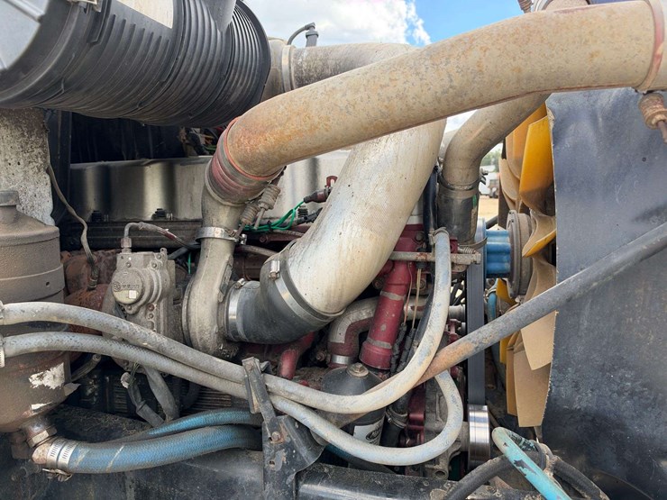 2007-mack-granite-ctp713b-image-9