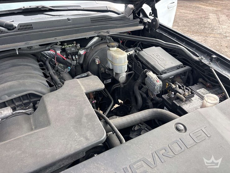2015-chevrolet-tahoe-image-9
