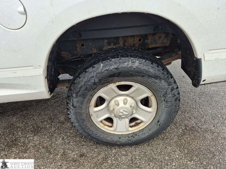 2014-dodge-3500-image-24