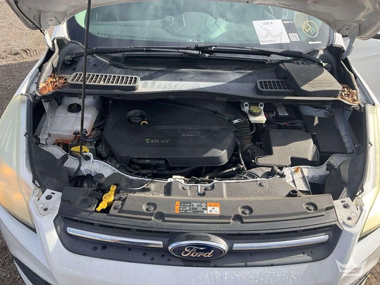 2014-ford-escape-image-7