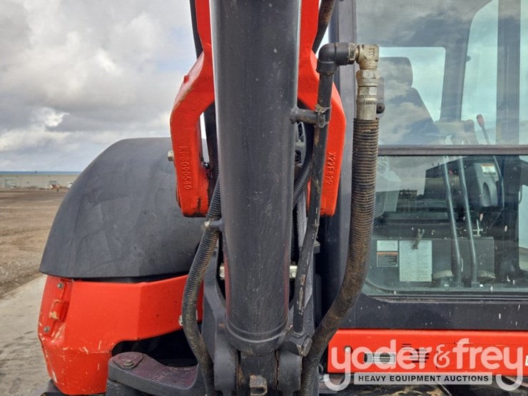 2022-kubota-kx080-image-36