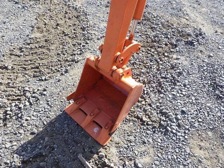 hitachi-ex15-image-23