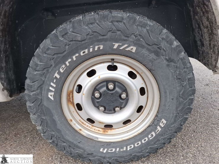 2011-dodge-1500-image-17