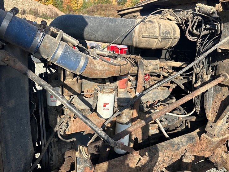 1994-mack-cl713-image-38