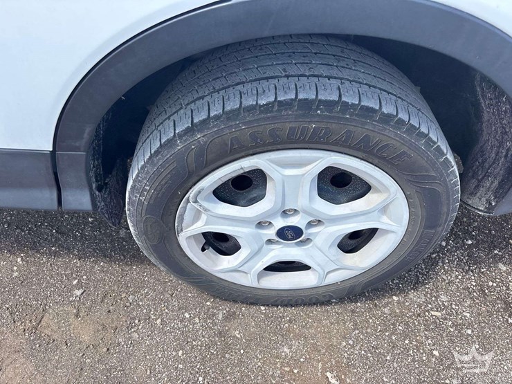 2018-ford-escape-image-18