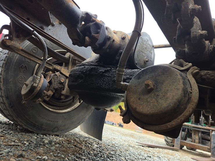 2000-mack-ch613-image-31