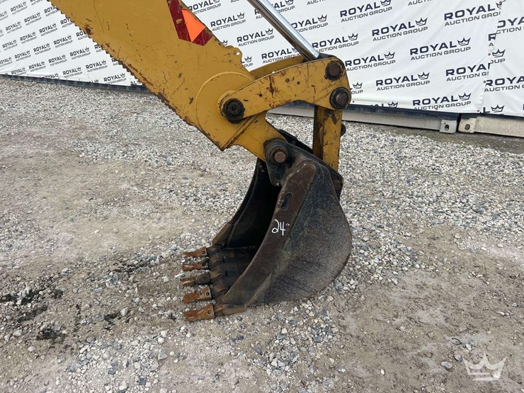 caterpillar-420f2-it-image-35