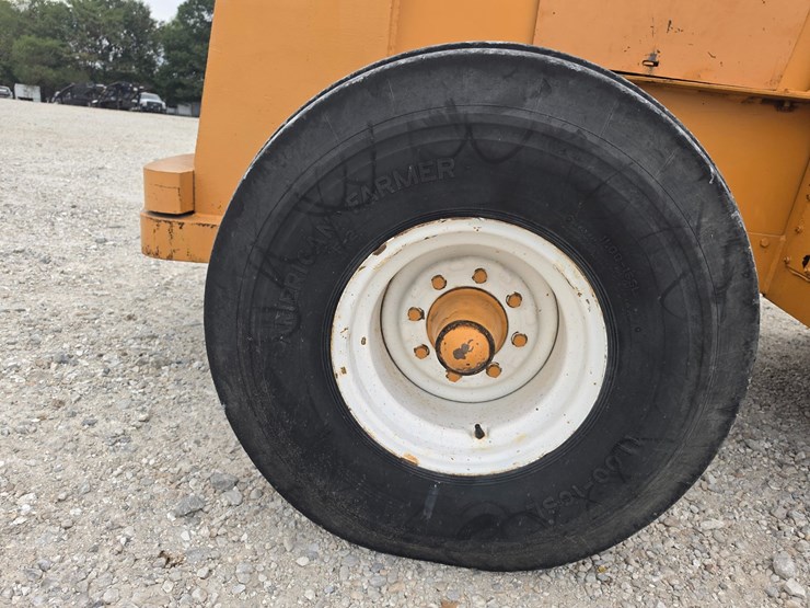 #25323-•-allis-chalmers-708c-fork-lift-image-66