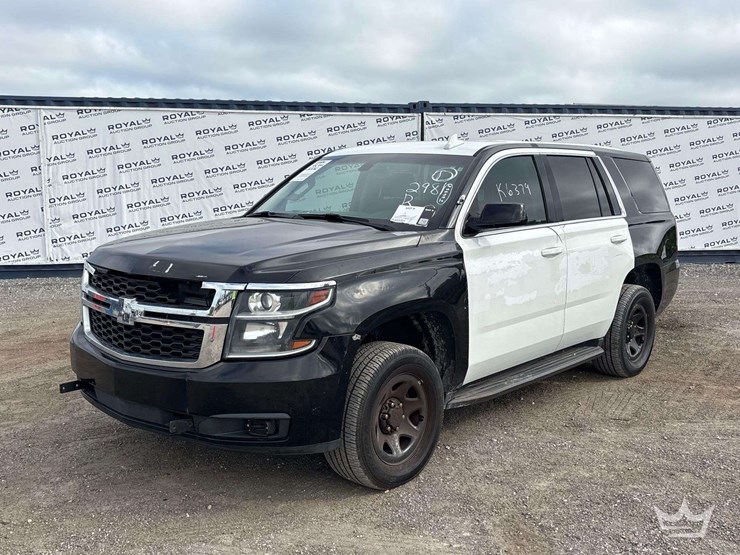 2019-chevrolet-tahoe-image-1