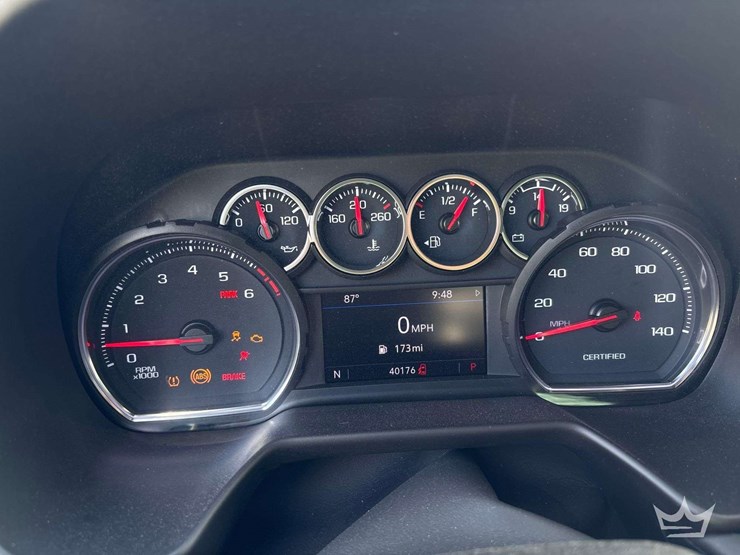 2023-chevrolet-tahoe-image-18