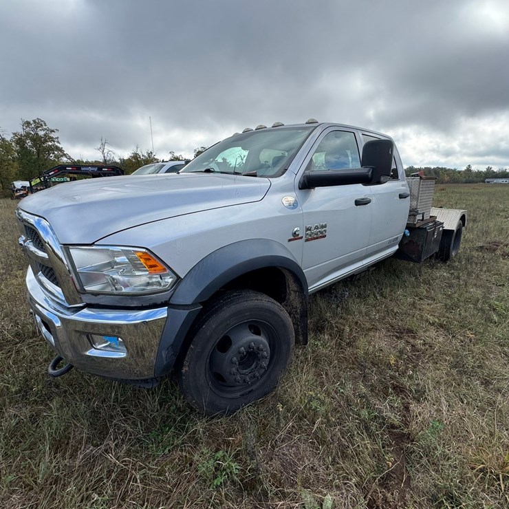 #1941 • 2017 Ram 5500 Cab & Chassis
