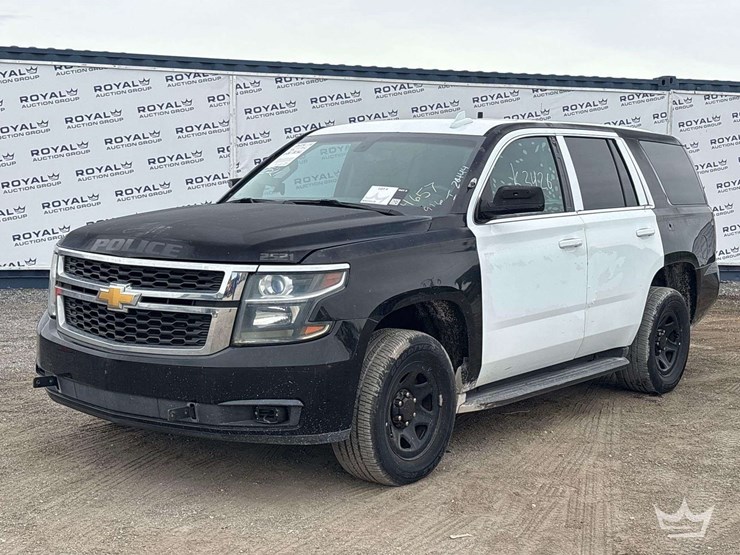 2015-chevrolet-tahoe-image-1