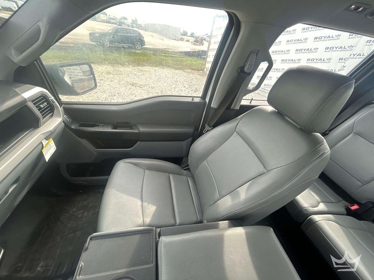 2022-ford-f150-image-19