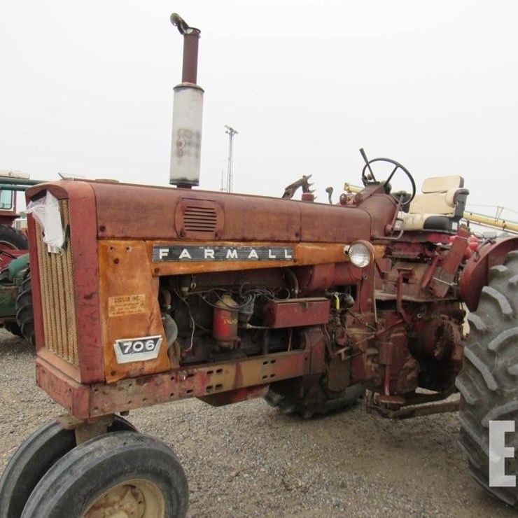 INTERNATIONAL 706