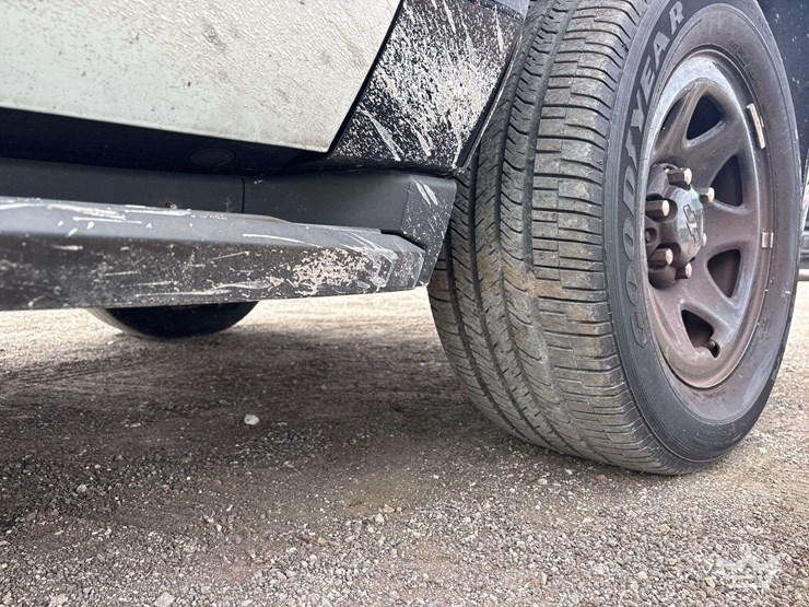 2019-chevrolet-tahoe-image-25