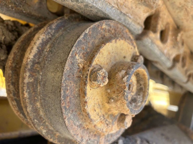 2003-deere-650h-lgp-image-19