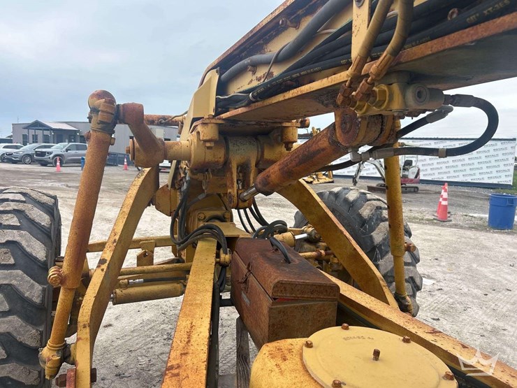 caterpillar-120g-image-9
