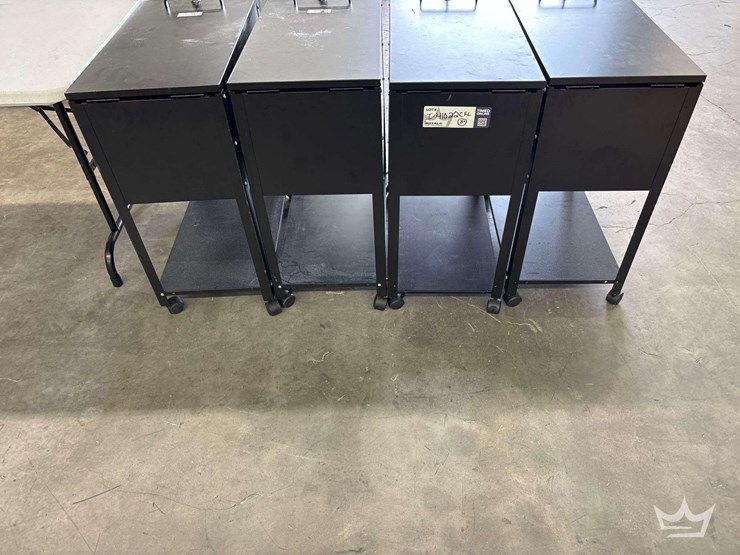 tool-carts,-and-payroll-locking-cash.-image-3