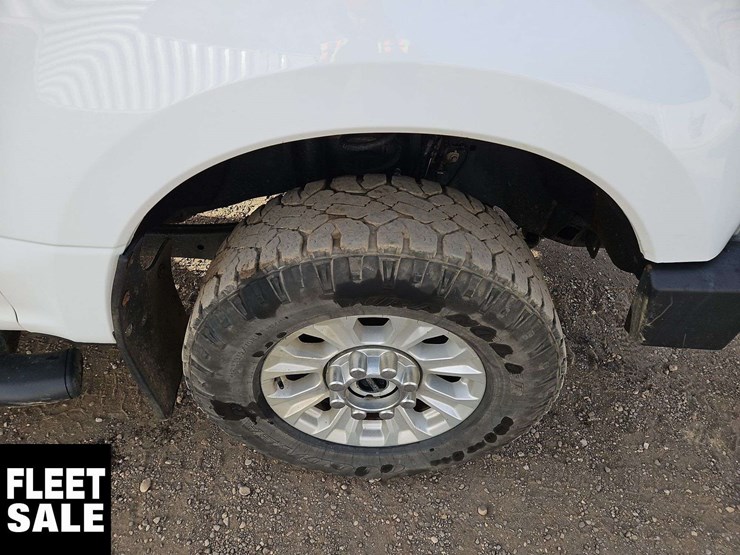 2022-ford-f250-image-14