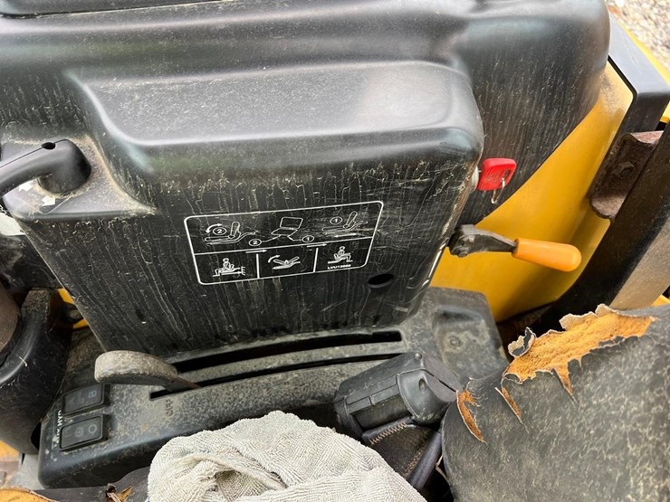 john-deere-110-image-18