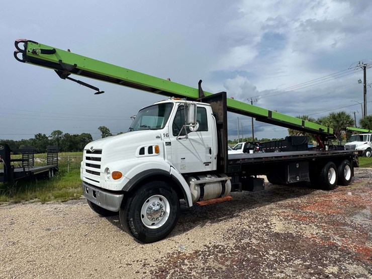 2007-sterling-lt7500-image-1