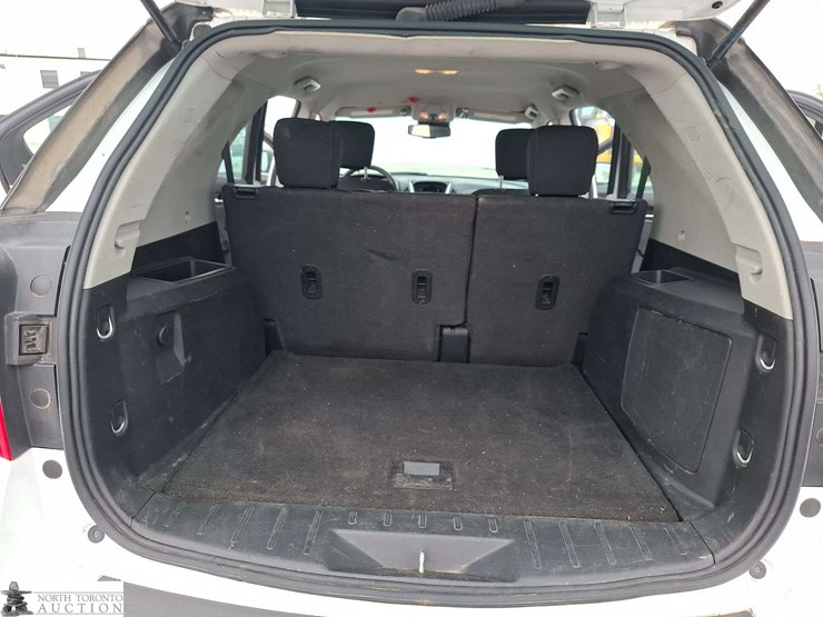 2017-chevrolet-equinox-image-19