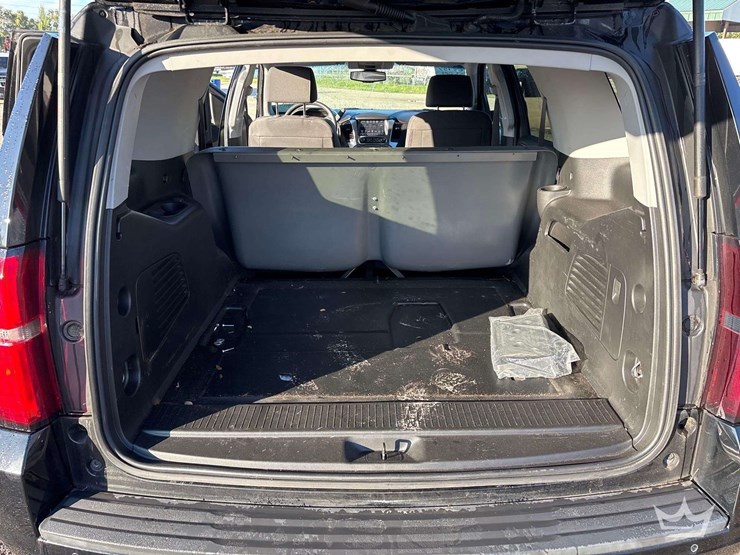2019-chevrolet-tahoe-image-24