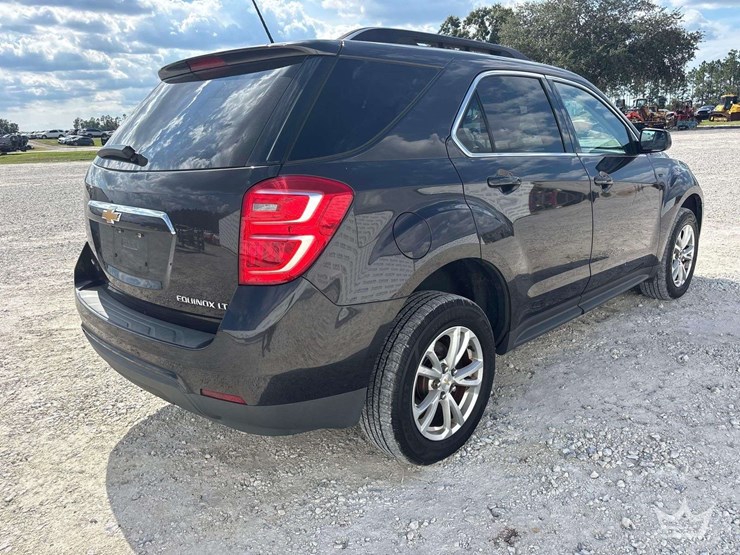 2016-chevrolet-equinox-image-2