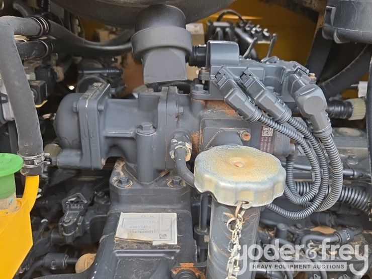 2024-komatsu-d71pxi-24-image-44