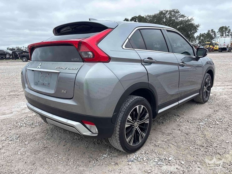 2018-mitsubishi-eclipse-cross-image-4