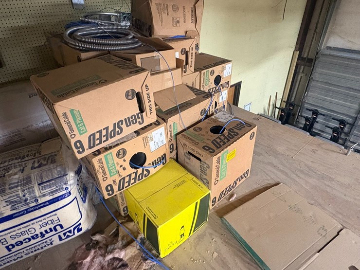 #42118-•-lot-of-(23)-boxes-of-cat-6-network-cables-image-1