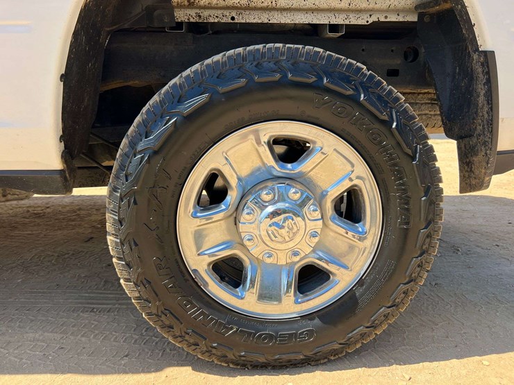 2022-dodge-2500-image-34